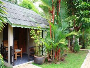 Garden Cottage Phuket Exterior photo